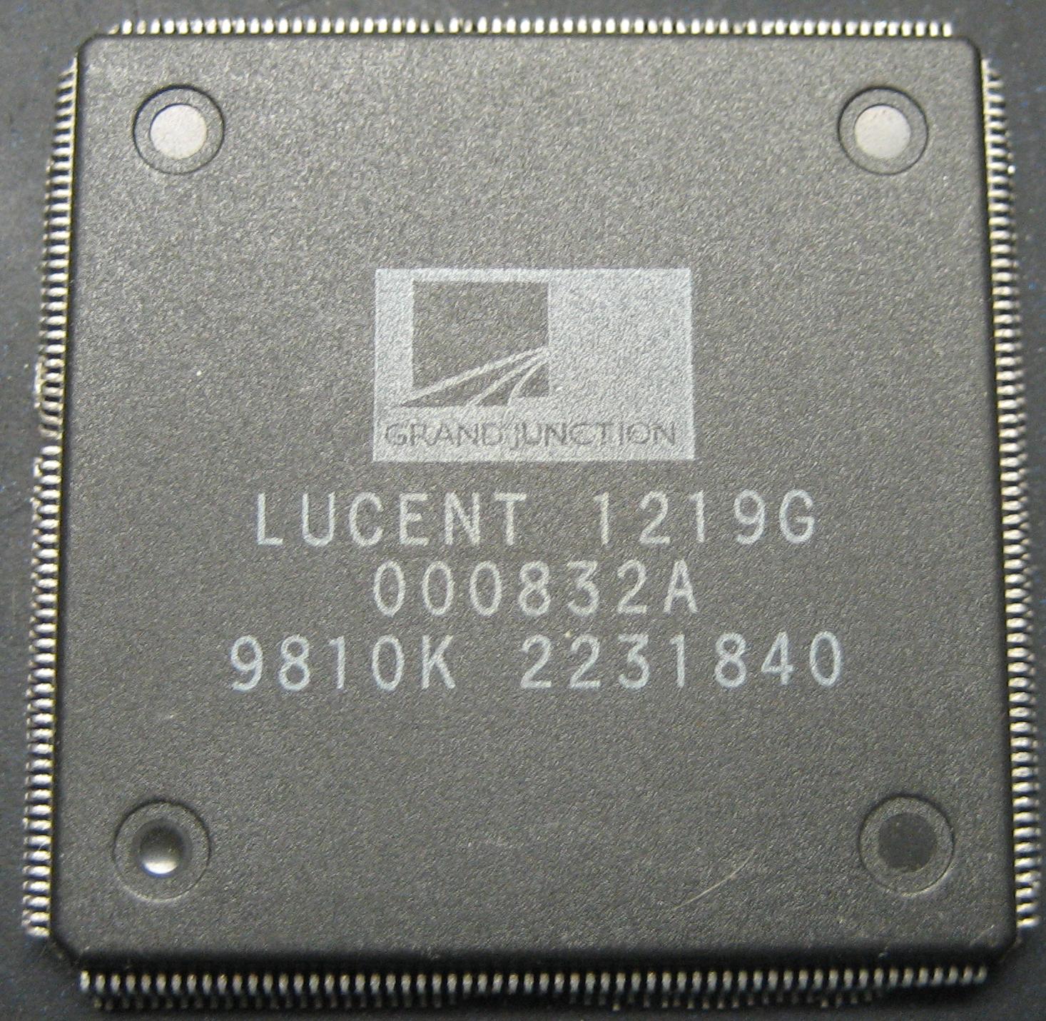lucent_1219g_qfp.jpg